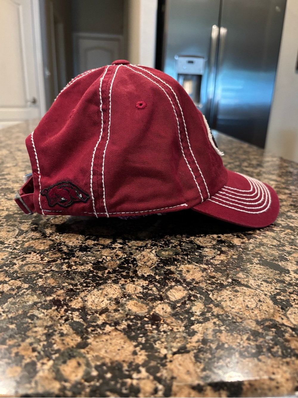 Arkansas Razorbacks Baseball Cap - Picture 2 of 4
